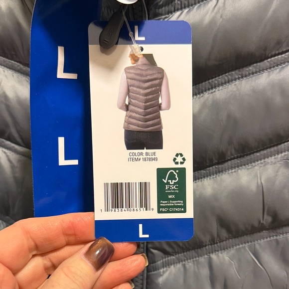 32 Degrees Gray Puffer Vest - Picture 3 of 5